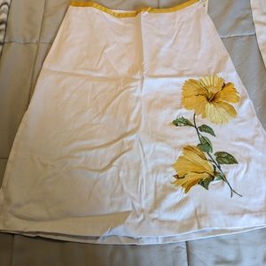 NWT Speechless Embroidered White/Yellow Skirt, Size 5